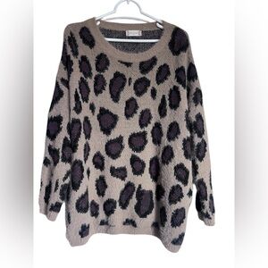 Altar’d State Cheetah Print Sweater | S/M | Cozy Chic